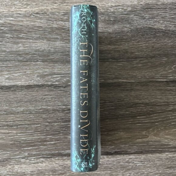 NWT The Fates Divide by Veronica Roth Hardcover - Picture 3 of 3